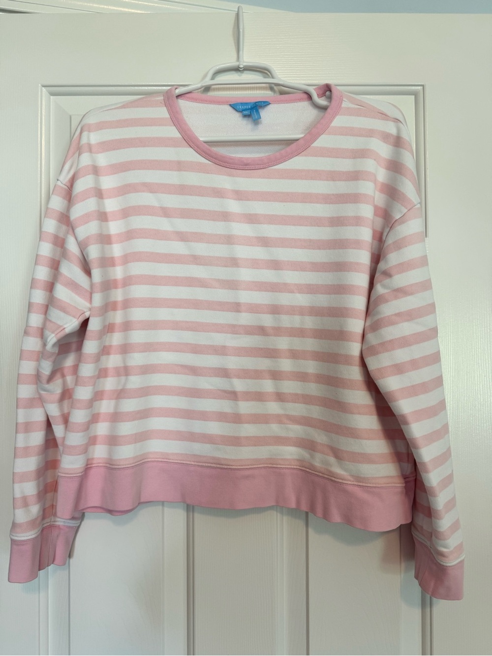Draper James Size XL Striped Pink & White Crewneck Sweatshirt